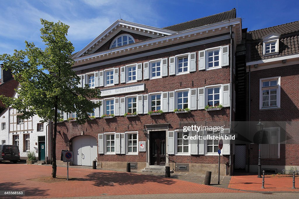 D-Viersen, Niers, Lower Rhine, Rhineland, North Rhine-Westphalia, NRW, D-Viersen-Duelken, Eligius Square, Altes Waisenhaus, orphanage, classicism