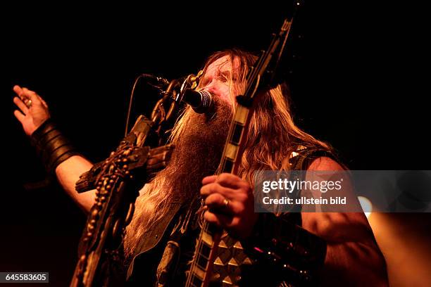 Black Label Society "Catacombs of the Black Vatican"-TourBlack Label Society besteht aus: Zakk Wylde , Dario Lorina , John DeServio und Chad Szeliga...