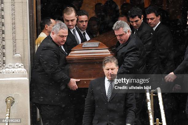 January 6 New York, NY, USA. Mourners have gathered at Loyola church in upper Manhattan, New York, at the funeral of former three-term governor Mario...