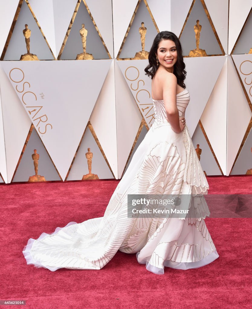 Actor Auli'i Cravalho attends the 89th Annual Academy Awards at... News ...