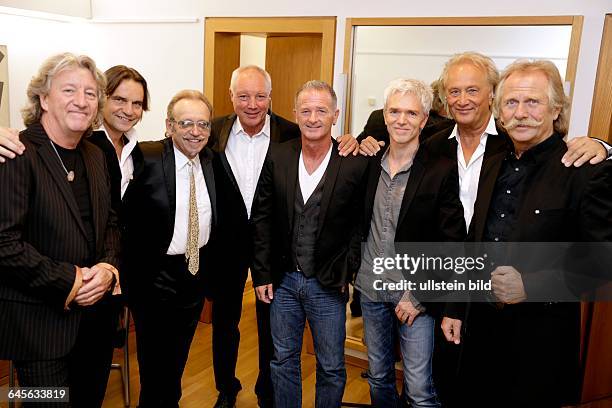 Höhner-Classic 2015 v.l.: John Parsons, Jens Streifling, Janus Fröhlich, Peter Werner, die Höhner Neuzugänge: Micki Schläger und Wolf Simon sowie...