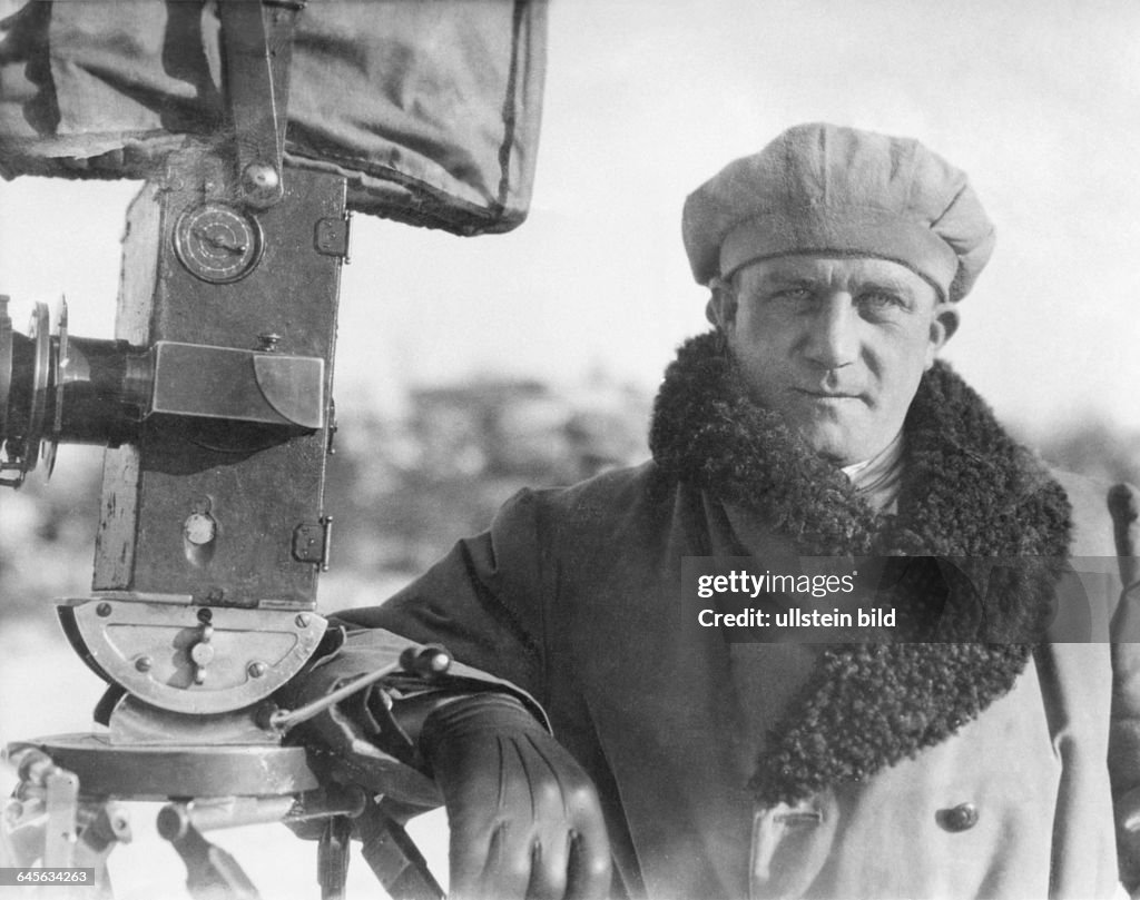 Carl Soderstrom Raleigh Carl Axel Soederstroem, Photographer, Cameraman, Sweden - round the ...