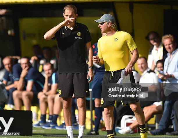 Fussball, Saison 2015/2016, 1. Bundesliga, 3. Spieltag,Borussia Dortmund - Hertha BSC Berlin 3:1,Trainer Thomas Tuchel , li., und Torwarttrainer...