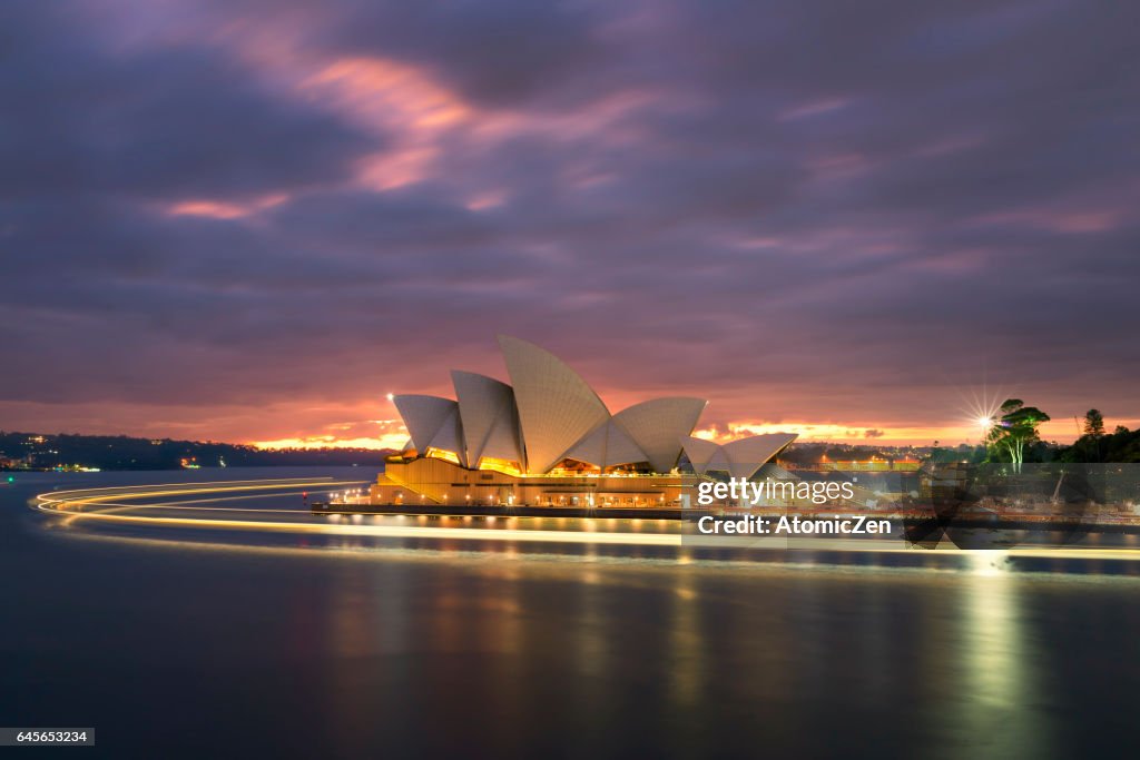 Light flow of Sydney Opera House