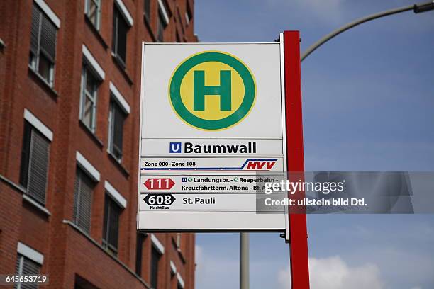 Baumwall Bushaltestelle in Hamburg