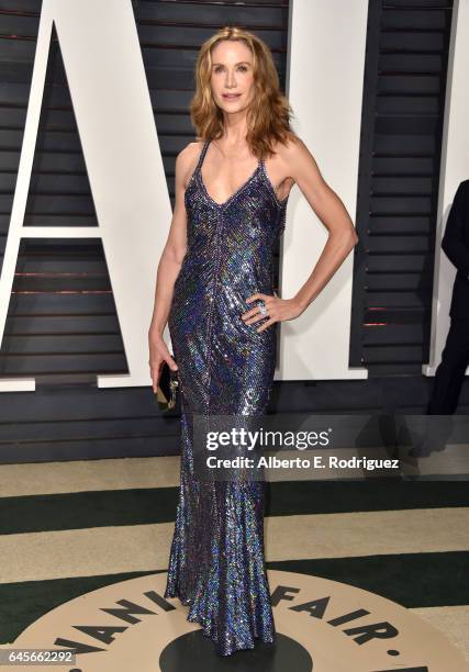 Actress Kelly Lynch attends the 2017 Vanity Fair Oscar Party hosted by Graydon Carter at Wallis Annenberg Center for the Performing Arts on February...