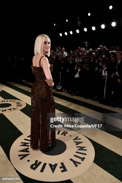 Singer/songwriter Katy Perry attends the 2017 Vanity Fair Oscar Party hosted by Graydon Carter at Wallis Annenberg Center for the Performing Arts on...