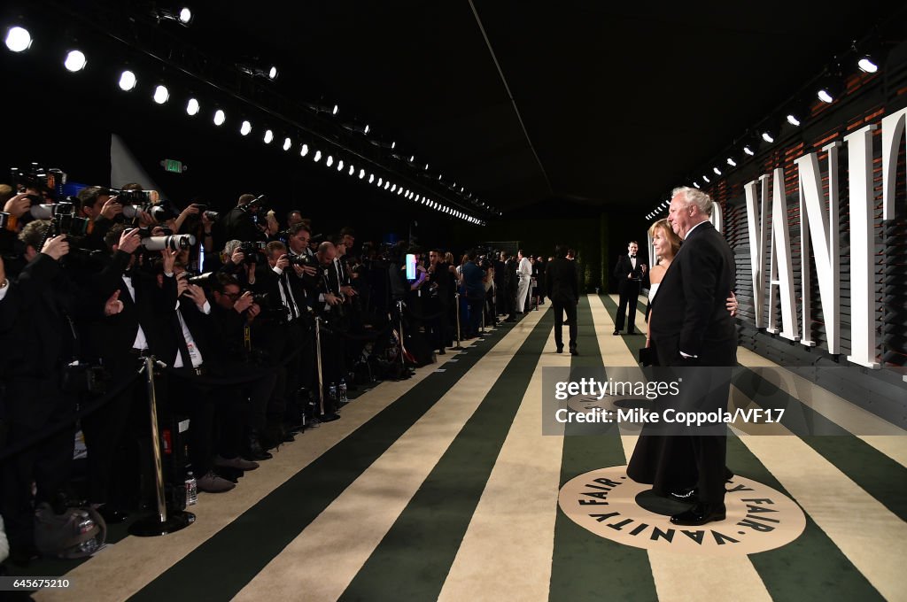 2017 Vanity Fair Oscar Party Hosted By Graydon Carter - Roaming Arrivals
