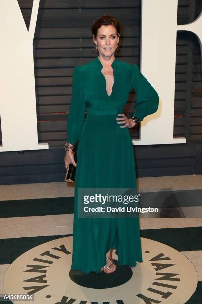 Actress Carey Lowell attends the 2017 Vanity Fair Oscar Party hosted by Graydon Carter at the Wallis Annenberg Center for the Performing Arts on...
