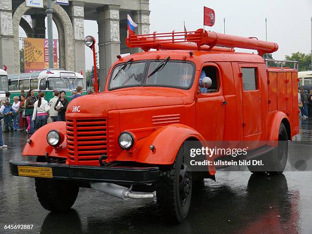 Russland, Moskau, Ausstellungszentrum WWZ, früher WDNCh, Moskauer Verkehrsbetriebe Mosgortrans, Feuerwehr, Löschfahrzeug ZiS-150, gebaut 1947-1957,...