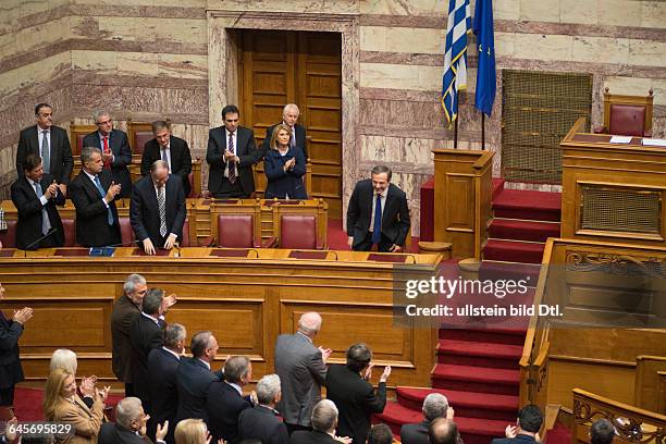 First ballot for the presidential election in Athens. The candidate of the Government Stavros Dimas got 160 out of 300 votes and thus failed at this...