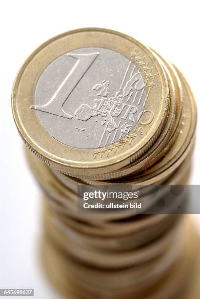 Arbeit, Mindestlohn, Mindestlhne, Lohn, Lhne, Gehalt, Gehlter, Niedriglohn, Niedriglhne, Euro, Euros, M¸nzen, Geld, Gewinn, Gewinne, Kapital,...