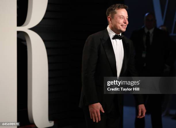 SpaceX CEO Elon Musk attends 2017 Vanity Fair Oscar Party Hosted By Graydon Carter at Wallis Annenberg Center for the Performing Arts on February 26,...