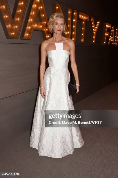 Actor Sarah Murdoch attends the 2017 Vanity Fair Oscar Party hosted by Graydon Carter at Wallis Annenberg Center for the Performing Arts on February...