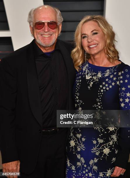 Jimmy Buffet and Jane Slagsvol attend the 2017 Vanity Fair Oscar Party Hosted by Graydon Carter at the Wallis Annenberg Center for the Performing...