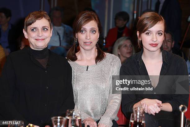 Anna Thalbach Nellie Photos And Premium High Res Pictures Getty Images anna-thalbach-nellie-photos-and-premium-high-res-pictures-getty-images