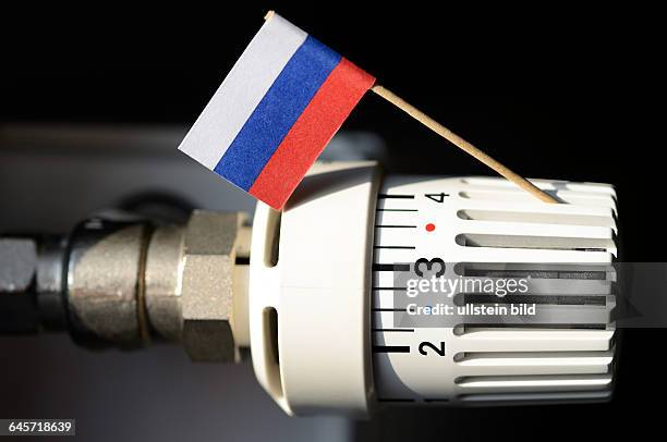 Heizungsthermostat mit Russland-Fahne, russische Erdgaslieferungen