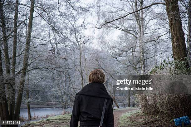 Winterwetter am Tabaksweiher in Saarbrücken.