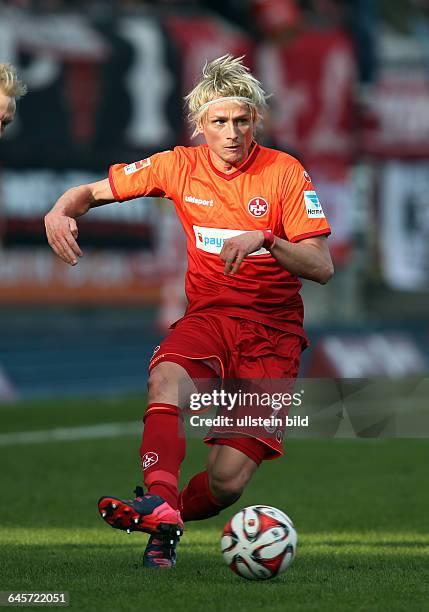 Tim Heubach, Einzelbild, Freisteller, Aktion, FC Kaiserslautern FCK, zweite Bundesliga DFL, Sport, Fußball Fussball, Eintracht-Stadion Braunschweig,...