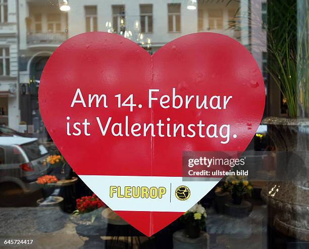 Ein Herz zum Valentinstag aufgenommen an einem Blumenladen in Berlin