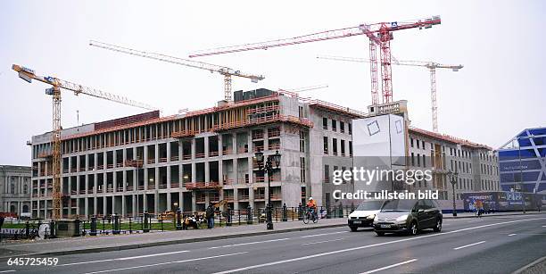 Berlin, 18.11.14 Baustelle des Künftigen Humboldt-Forums . Der Senat überlegt, ob er sich aus der Finanzierung zurückzieht.