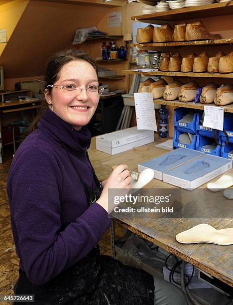 Sarah Rosinus hat ihre Ausbildung zur Orthopädieschuhmacherin als Landessiegerin im Leistungswettbewerb der Handwerkskammer des Saarlandes...