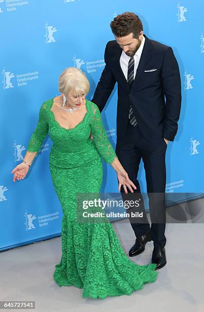 Und Photocall Woman in Gold - Director Simon Curtis - Actress Helen Mirren - Actor Ryan Reynolds - Actor Daniel Brühl - Actor Max Irons