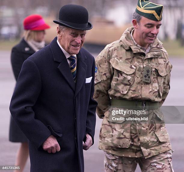 Seine Königliche Hoheit Prinz Philip The Duke of Edinburgh besucht als deren Ehrenoberst The Queen's Royal Hussars in Paderborn-Sennelager