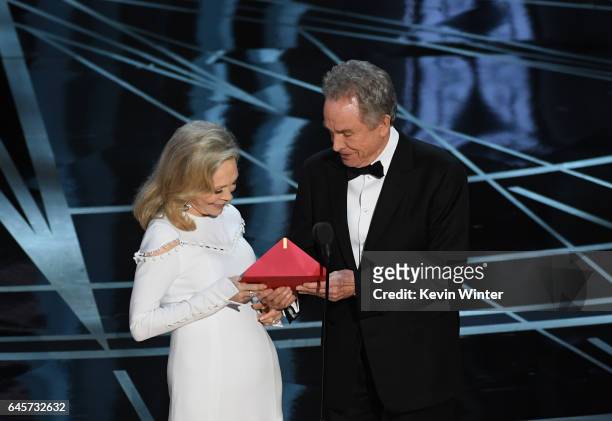 Actors Faye Dunaway and Warren Beatty speak onstage during the 89th Annual Academy Awards at Hollywood & Highland Center on February 26, 2017 in...