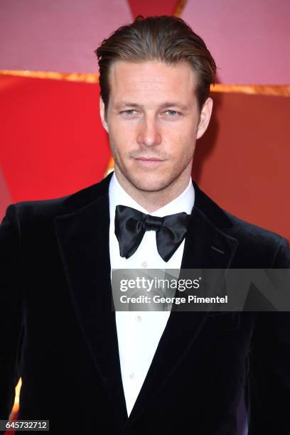 Actor Luke Bracey attends the 89th Annual Academy Awards at Hollywood & Highland Center on February 26, 2017 in Hollywood, California.