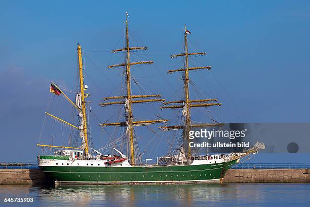 Segelschiff Alexander von Humboldt II auf Helgoland / bark Alexander von Humboldt II on Helgoland
