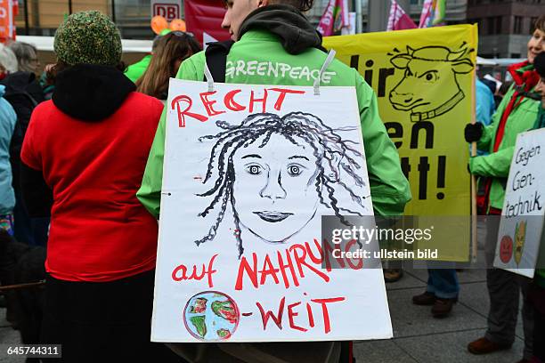 Wir haben es satt - Demonstration gegen die Agraindustrie unter dem Motto -Wochenmarkt statt Weltmarkt-Gesundes Essen und gesunde...