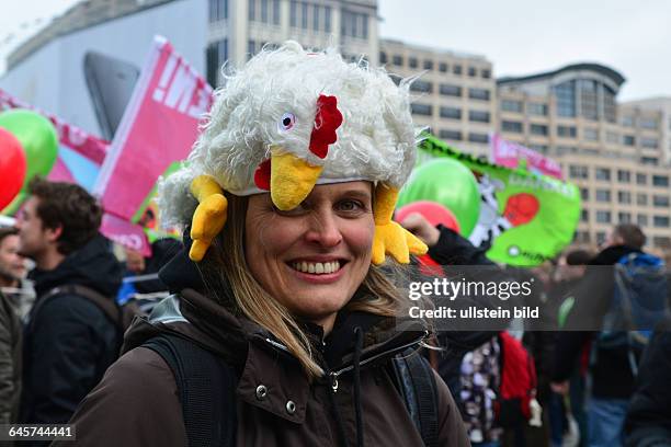 Wir haben es satt - Demonstration gegen die Agraindustrie unter dem Motto -Wochenmarkt statt Weltmarkt-Gesundes Essen und gesunde...