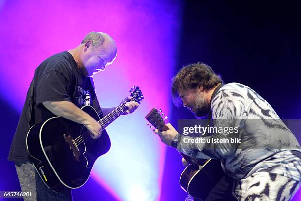 Tenacious D "Old School Acoustic Style"-TourPalladium Köln