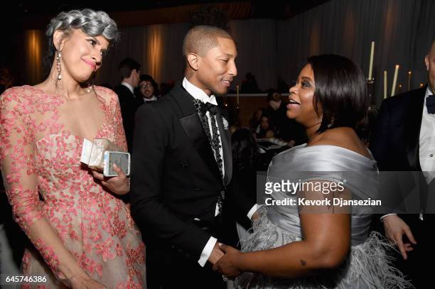 Model Mimi Valdes, Musician Pharell Williams and Actor Octavia Spencer attend the 89th Annual Academy Awards Governors Ball at Hollywood & Highland...