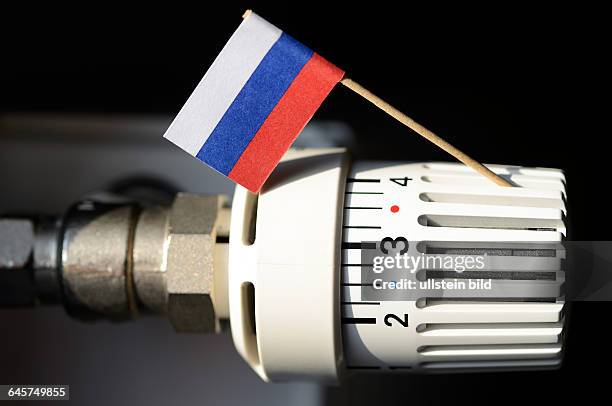 Heizungsthermostat mit Russland-Fahne, russische Erdgaslieferungen