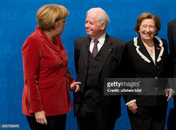 Empfang anlaesslich des 80. Geburtstages von Ministerpraesident a.D. Kurt Biedenkopf, Freitag , ICC Dresden.Bundeskanzlerin Angela Merkel und der...
