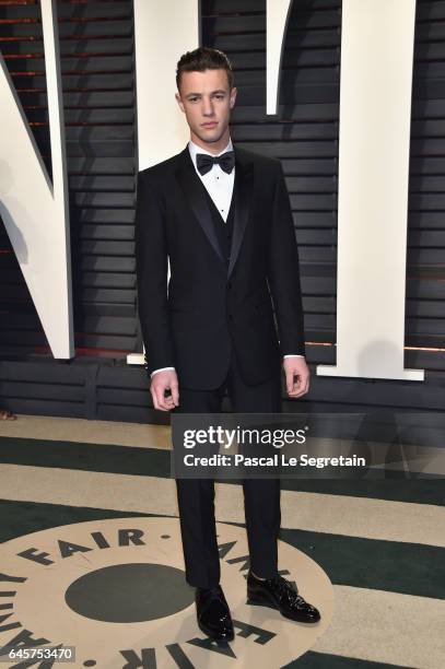 Internet personality Cameron Dallas attends the 2017 Vanity Fair Oscar Party hosted by Graydon Carter at Wallis Annenberg Center for the Performing...