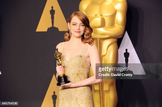 Emma Stone attends the 89th Annual Academy Awards - Press Room at Hollywood & Highland Center on February 26, 2017 in Hollywood, California.