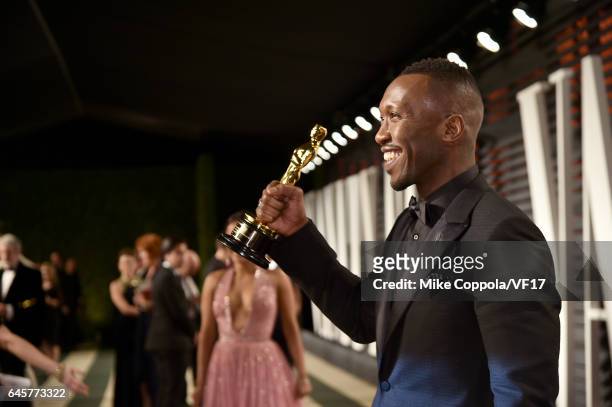 Actor Mahershala Ali attends the 2017 Vanity Fair Oscar Party hosted by Graydon Carter at Wallis Annenberg Center for the Performing Arts on February...
