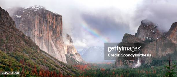 yosemite national park tunnel view with rainbow, california - yosemite falls stock pictures, royalty-free photos & images