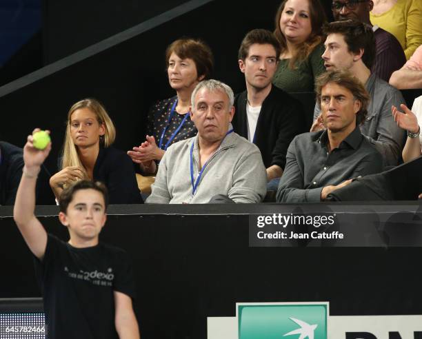 Box of Lucas Pouille of France with girlriend Clemence Bertrand, his parents Pascal Pouille and Lena Pouille , his agent Gerard Tsobanian during the...