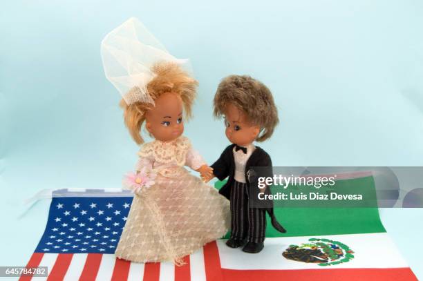 immigrate to the united states to support the family - novio boda stockfoto's en -beelden