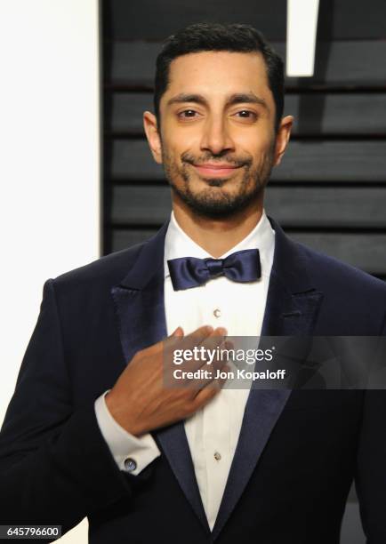 Actor Riz Ahmed attends the 2017 Vanity Fair Oscar Party hosted by Graydon Carter at Wallis Annenberg Center for the Performing Arts on February 26,...