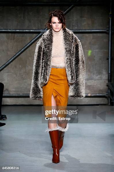 Marni - Runway - Milan Fashion Week Fall/Winter 2017/18 Marni - Runway - Milan Fashion Week Fall/Winter 2017/18
