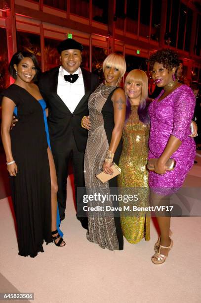 Actor Gabrielle Union, rapper LL Cool J, singer Mary J. Blige, Simone Smith, and guest attend the 2017 Vanity Fair Oscar Party hosted by Graydon...