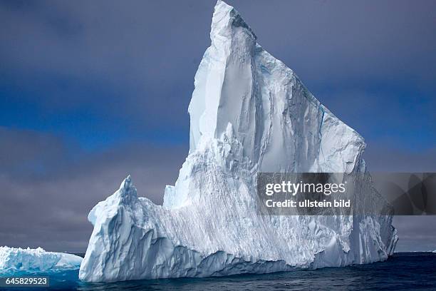 Das antarktische Meer ist das Meer der Eisberge