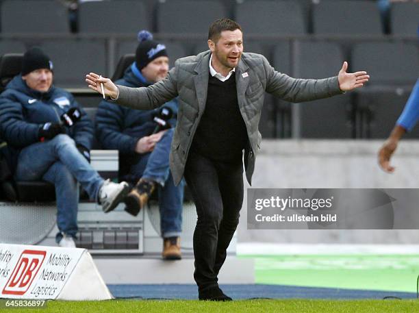 Trainer Pal Dardai gestikulierend, Einzelbild, Freisteller, Aktion , Sport, Fußball Fussball, DFL Bundesliga Herren, Saison 2014 Hertha BSC Berlin...