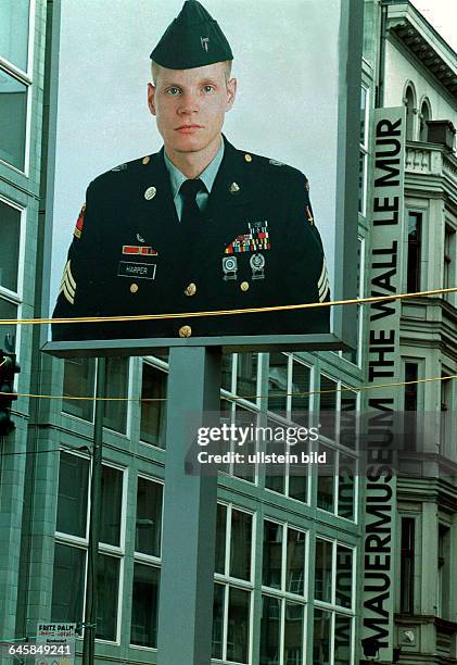 Check Point Charlie, Friedrichstrasse, Museum Haus am Check Point Charlie, Bildnis amerikanischer Soldat