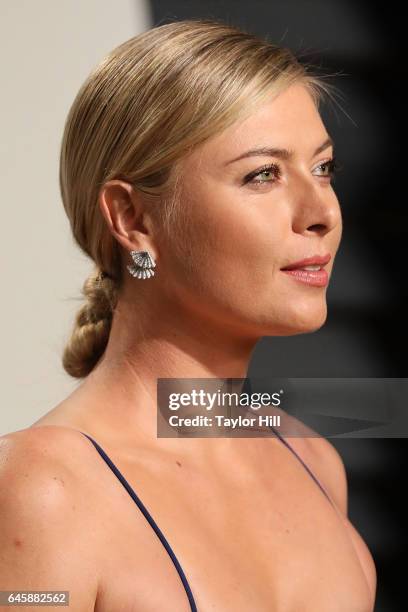 Maria Sharapova attends the 2017 Vanity Fair Oscar Party at Wallis Annenberg Center for the Performing Arts on February 26, 2017 in Beverly Hills,...